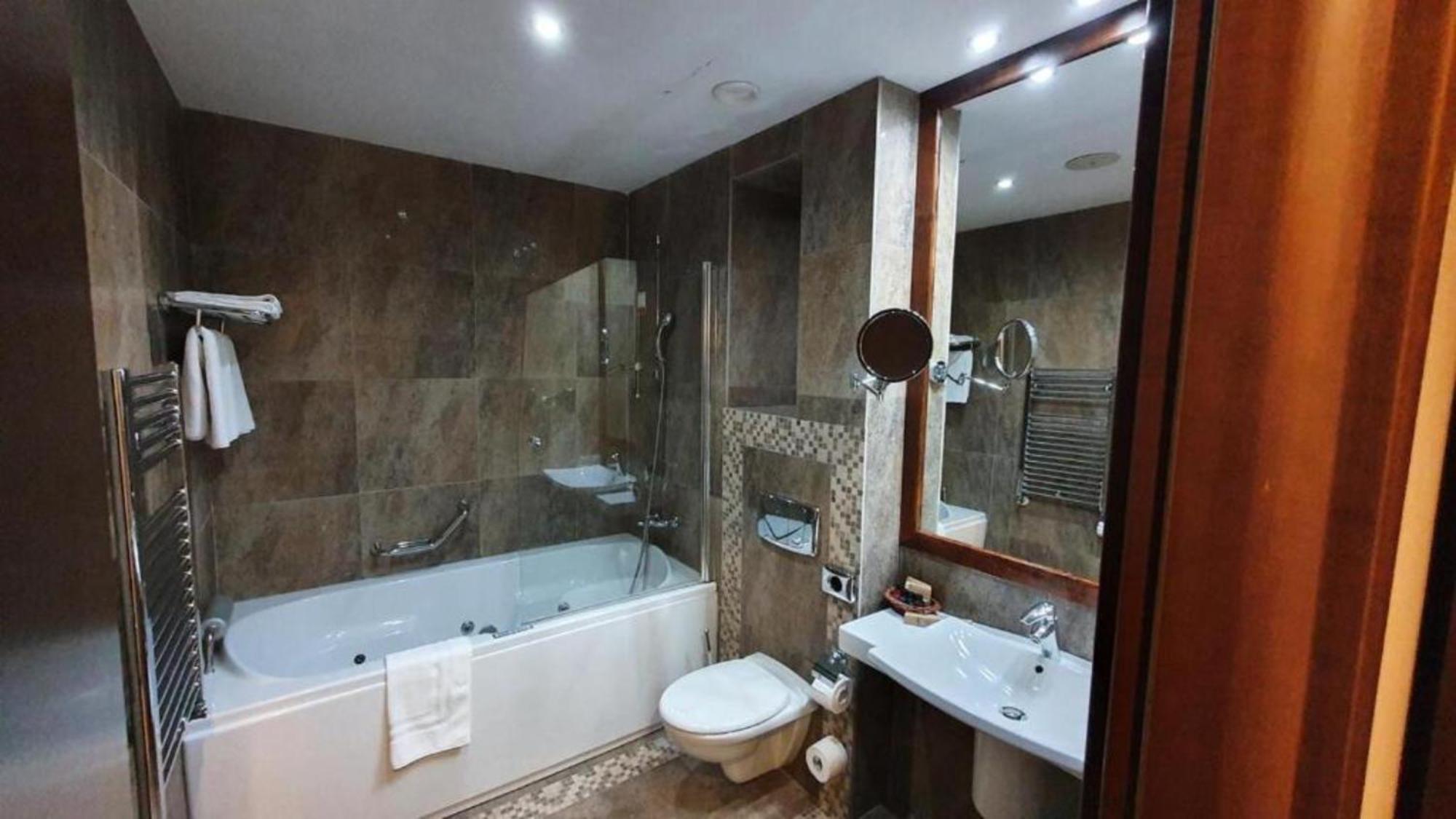 Alpin Aparthotel 2302 Poiana Brasov Exterior foto